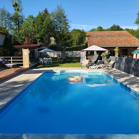 Luxury Safari Tents At Moulin Du Pommier Glamping & Camping Saulgond Kültér fotó