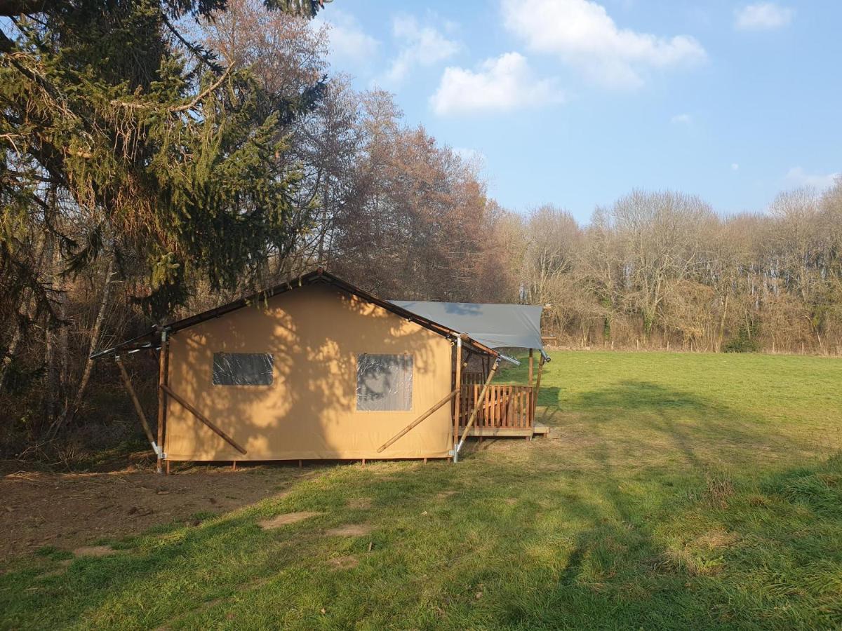 Luxury Safari Tents At Moulin Du Pommier Glamping & Camping Saulgond Kültér fotó