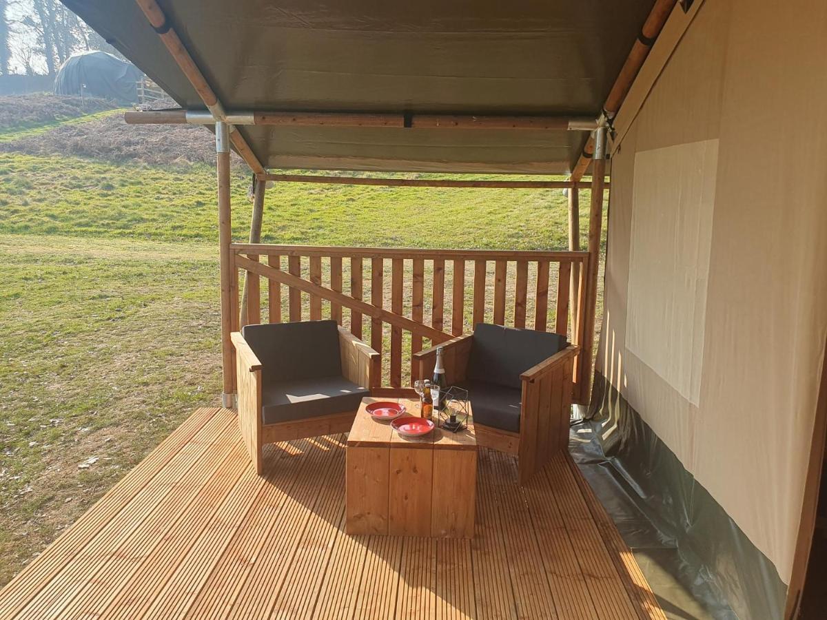 Luxury Safari Tents At Moulin Du Pommier Glamping & Camping Saulgond Kültér fotó