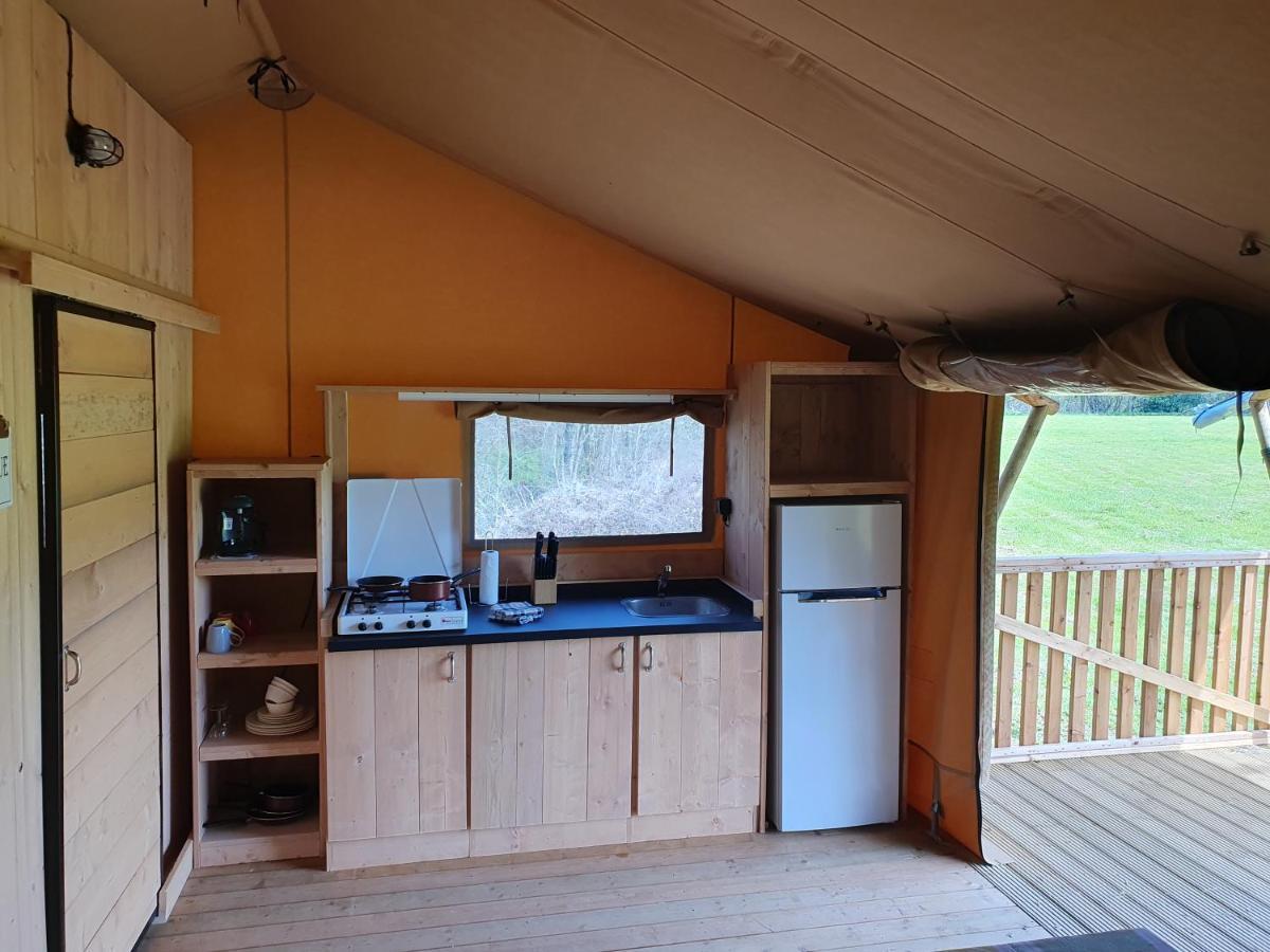 Luxury Safari Tents At Moulin Du Pommier Glamping & Camping Saulgond Kültér fotó