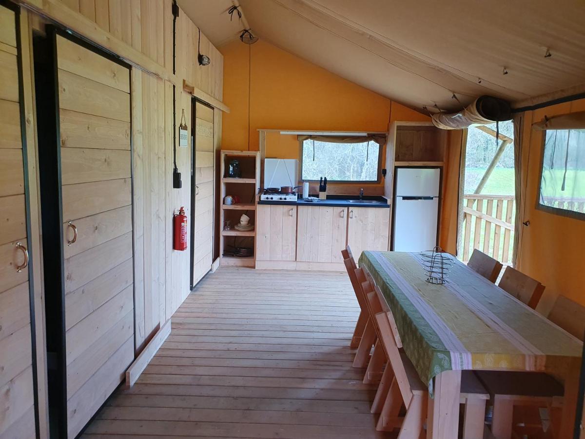 Luxury Safari Tents At Moulin Du Pommier Glamping & Camping Saulgond Kültér fotó