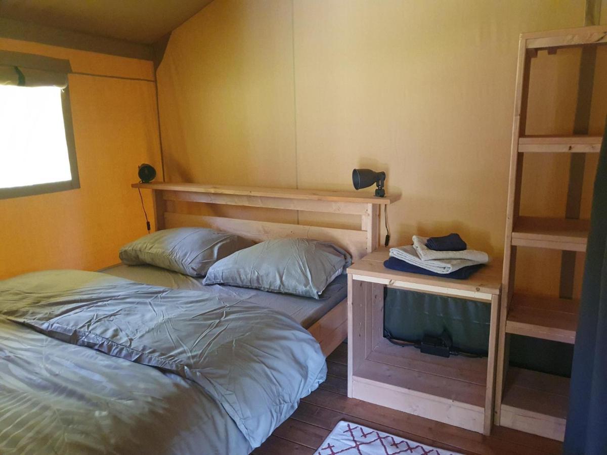 Luxury Safari Tents At Moulin Du Pommier Glamping & Camping Saulgond Kültér fotó