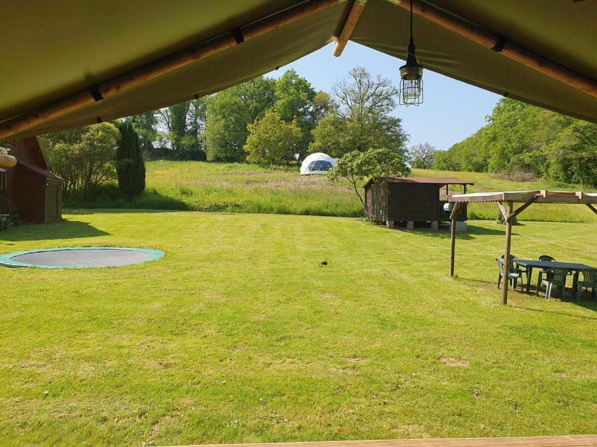 Luxury Safari Tents At Moulin Du Pommier Glamping & Camping Saulgond Kültér fotó